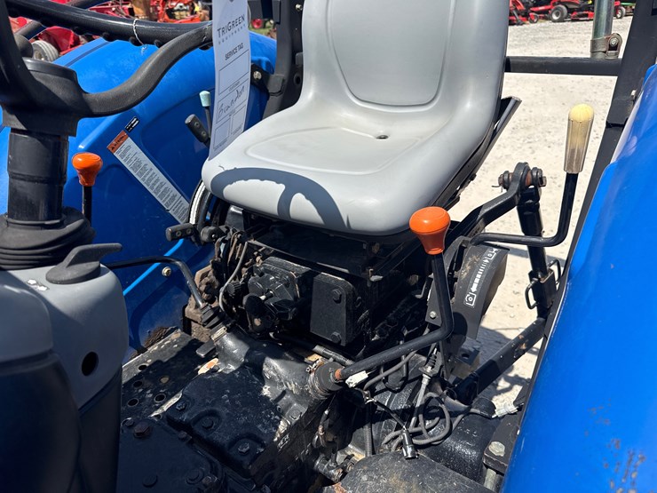new-holland-workmaster-65-image-6