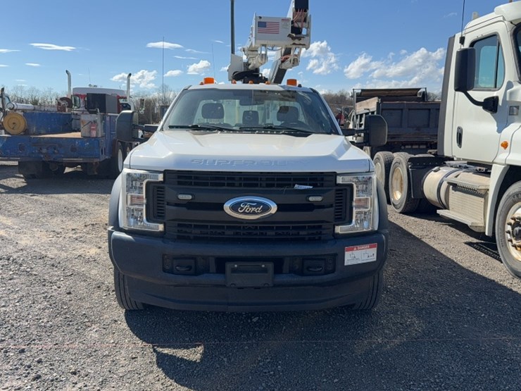 2018-ford-f550-image-2