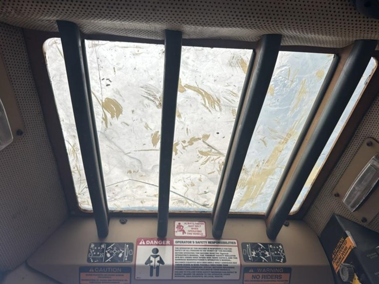 2010-tigercat-lx822c-image-59