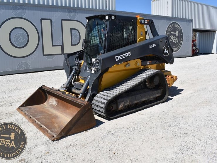 2020-deere-333g-image-3