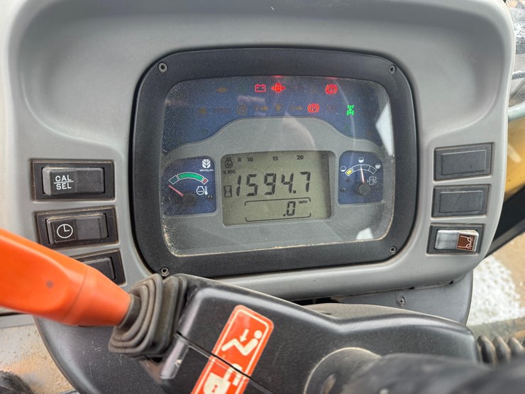 new-holland-tn70da-image-4