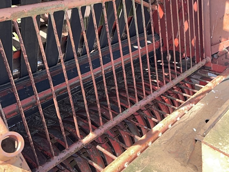 massey-ferguson-1560-image-3