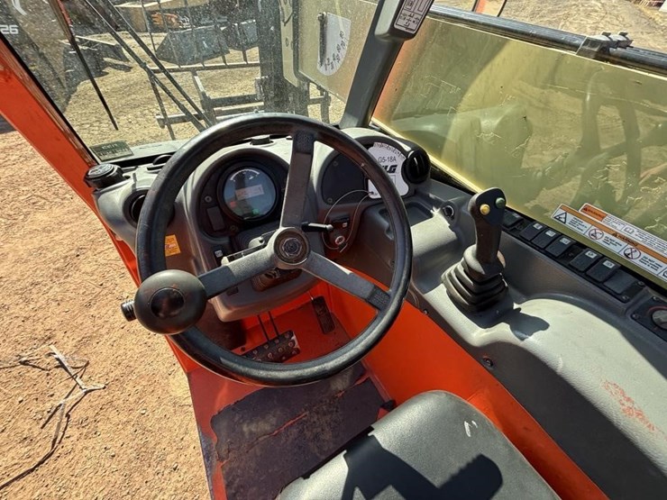 2017-jlg-g5-18a-image-23