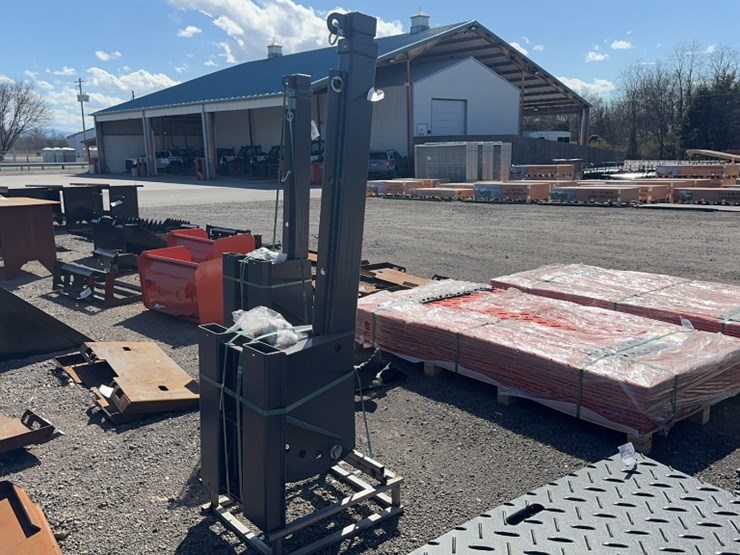 #1052-•-forklift-telescoping-boom-pole-image-4