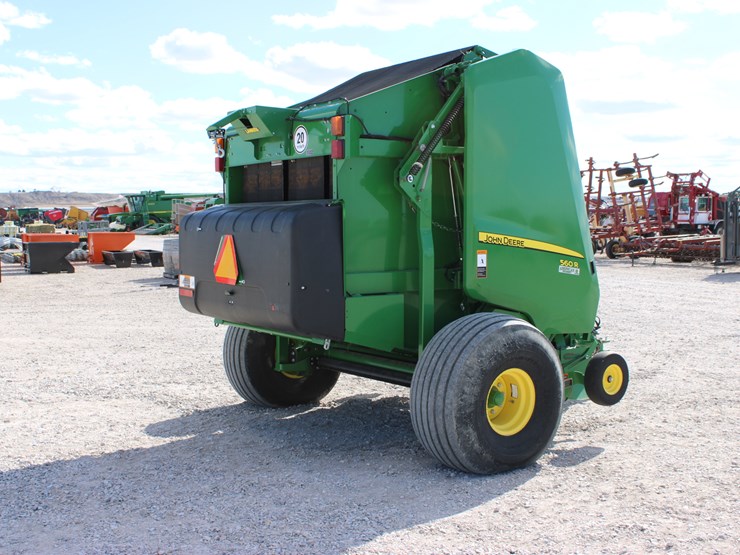 2022-john-deere-560r-image-6