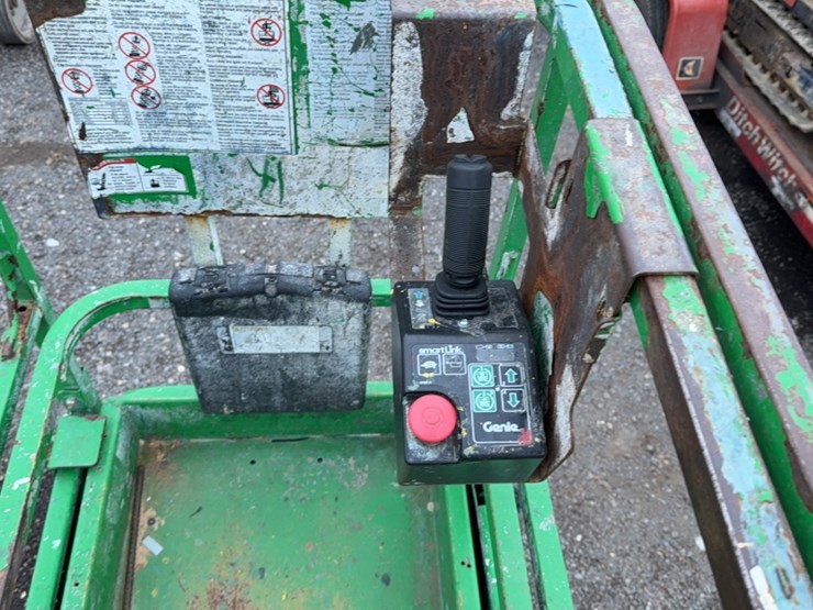 genie-gs1930-image-9