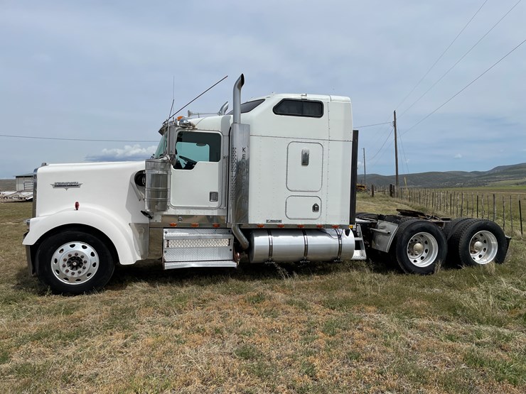 2000-kenworth-w900l-image-2