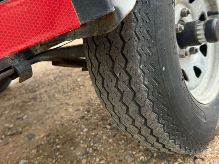 2003-alumacraft-crappie-pro-w/mariner-magnum-40-motor-image-21