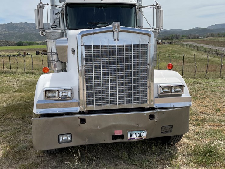 2000-kenworth-w900l-image-4