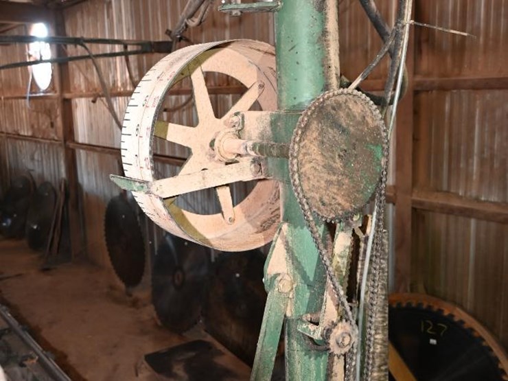 #116-•-cleereman-38-3hb-carriage-and-track-image-13