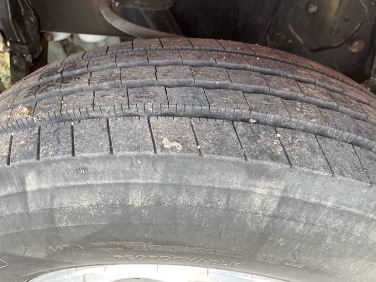 1998-peterbilt-378-image-31