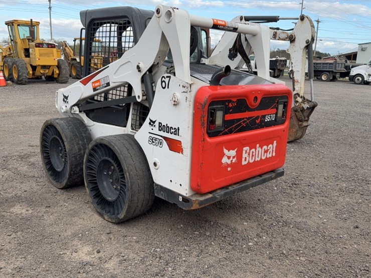 2018-bobcat-s570-image-9