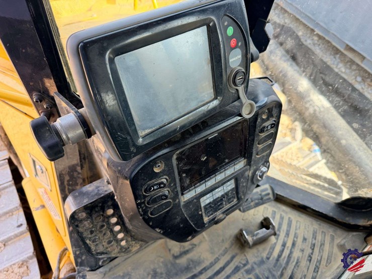 2018-komatsu-d51exi-24-image-37