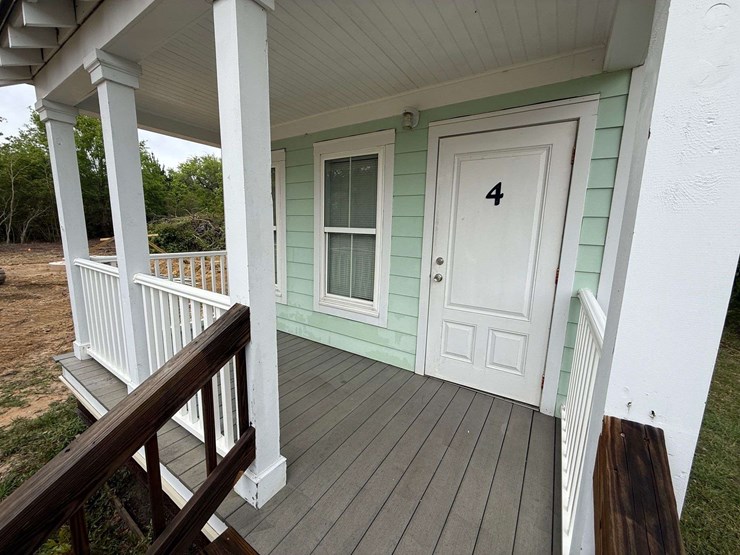 fema-cottage---2007-deer-valley-hb-mobile-home-image-8