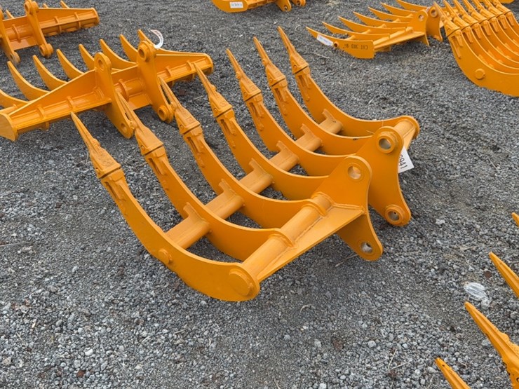 caterpillar-307-image-2