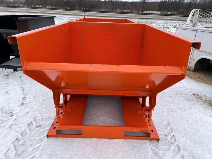 #2001-•-2-yard-self-dumping-hopper-image-2