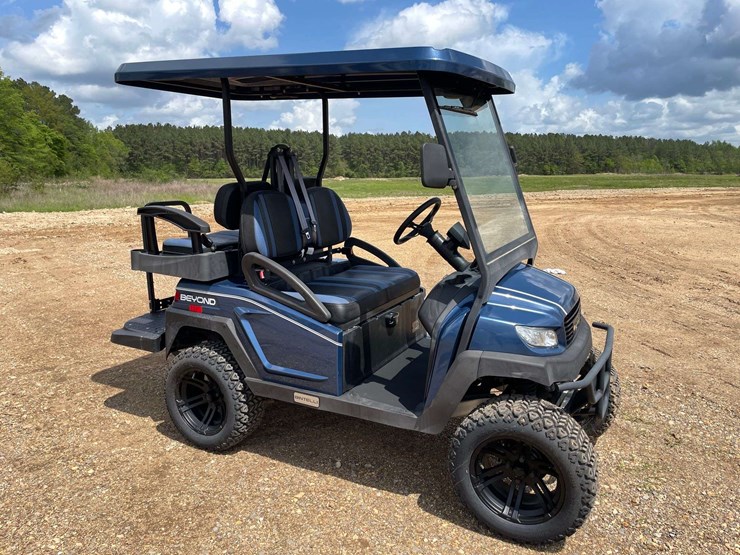 2023-bintelli-electric-golf-cart-w/-on-board-charger-(4.2-miles-showing)-image-4