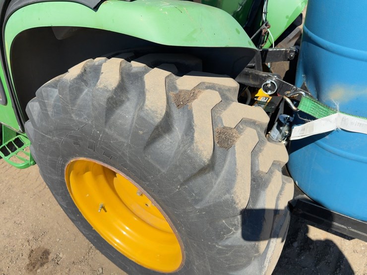john-deere-4310-image-14