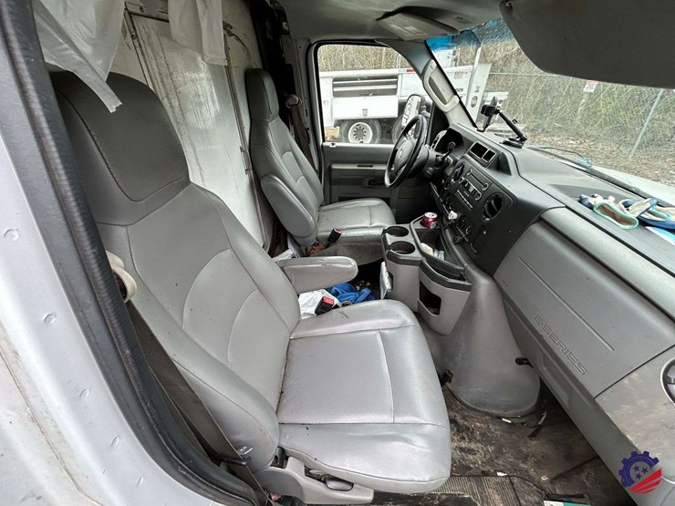 2017-ford-e450-image-55