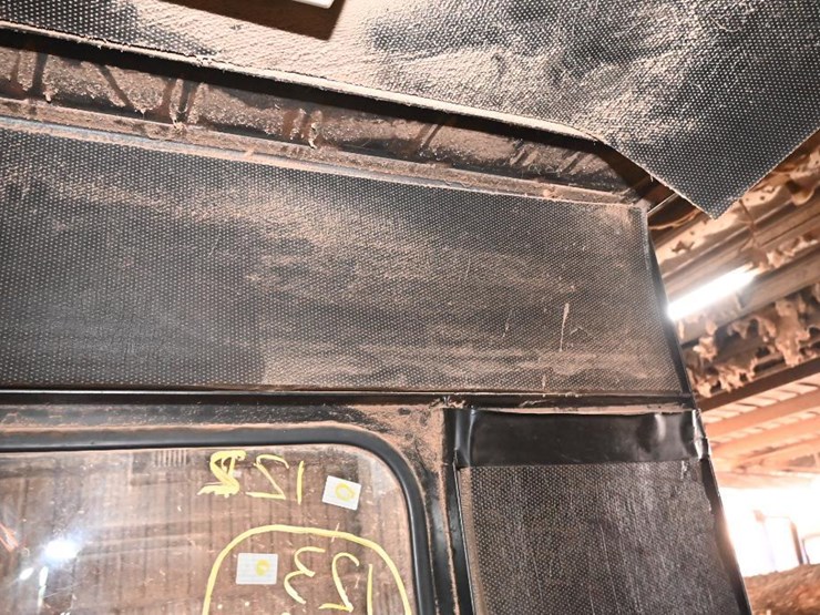 #122-•-sawyer's-cab-image-10