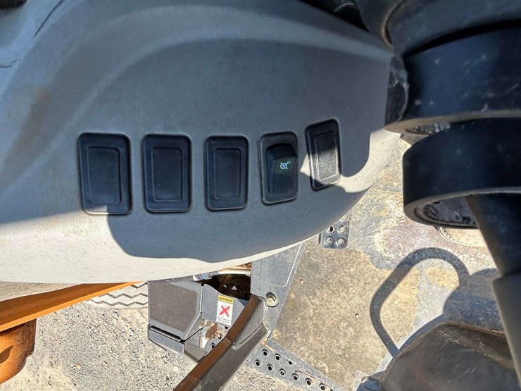 2021-case-580n-image-104