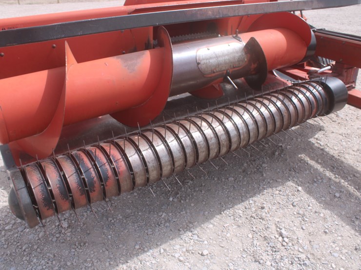 international-830-image-14