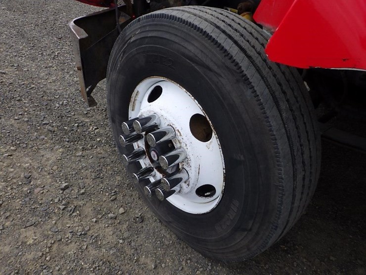 2006-peterbilt-387-image-22