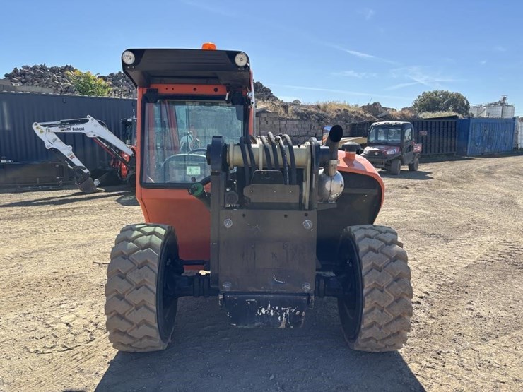 2017-jlg-g5-18a-image-8