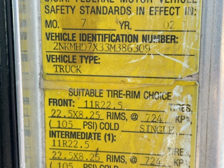 2003-kenworth-t300-image-17