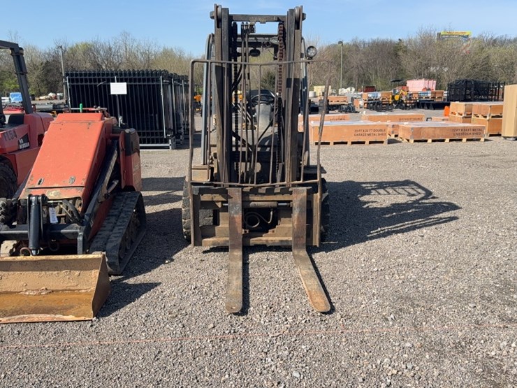 toyota-8fd35u-image-2