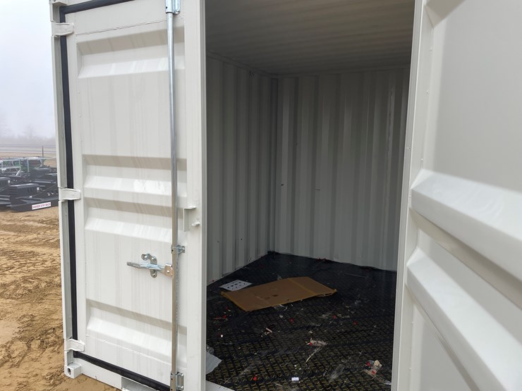 #118-•-10'-storage-container-image-8