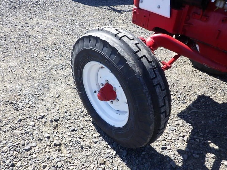 international-tractor-image-19