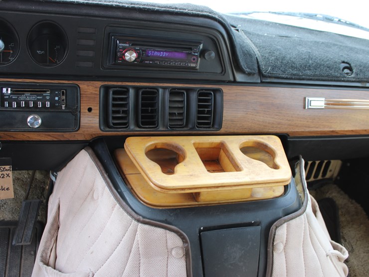 1985-dodge-ram-350-image-24