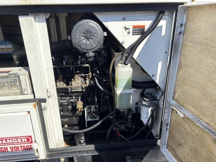 2003-multiquip-dca25usi-image-16