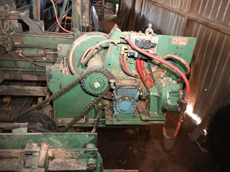 #116-•-cleereman-38-3hb-carriage-and-track-image-19