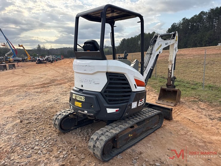 2020-bobcat-e26-image-6