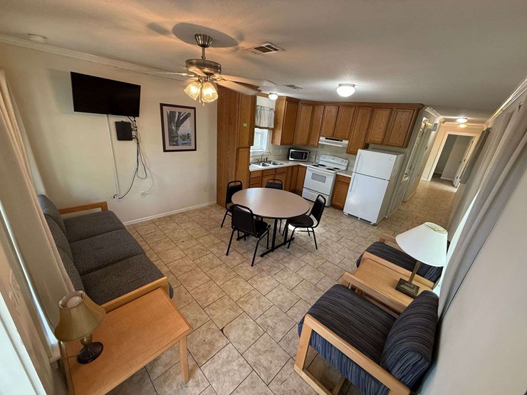 fema-cottage---2008-deer-valley-hb-mobile-home-image-17