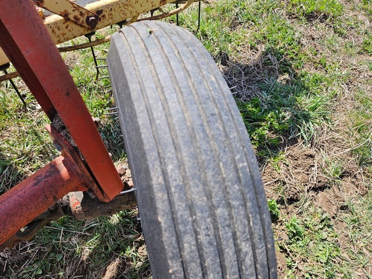 new-holland-258-image-26