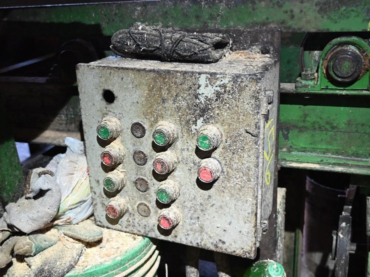 #156-•-roll-case-image-6