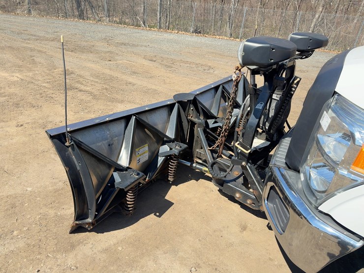 2014-ford-f350-xl-image-10