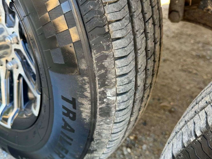 2021-radiance-28bh-bumper-pull-camper---bunks-image-45