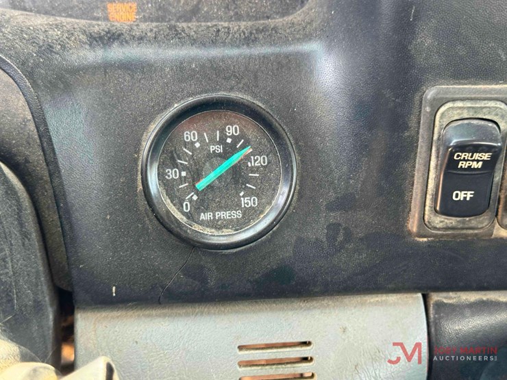 2003-ford-f750-xl-image-23