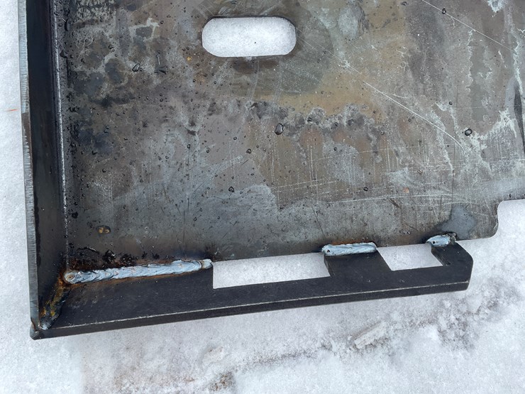 #2054-•-skid-steer-weldable-attachment-plate-image-6