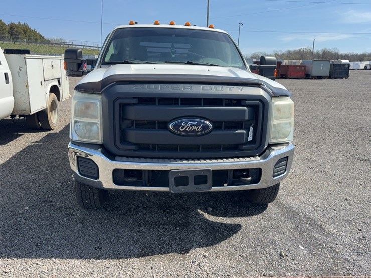 2012-ford-f350-image-2