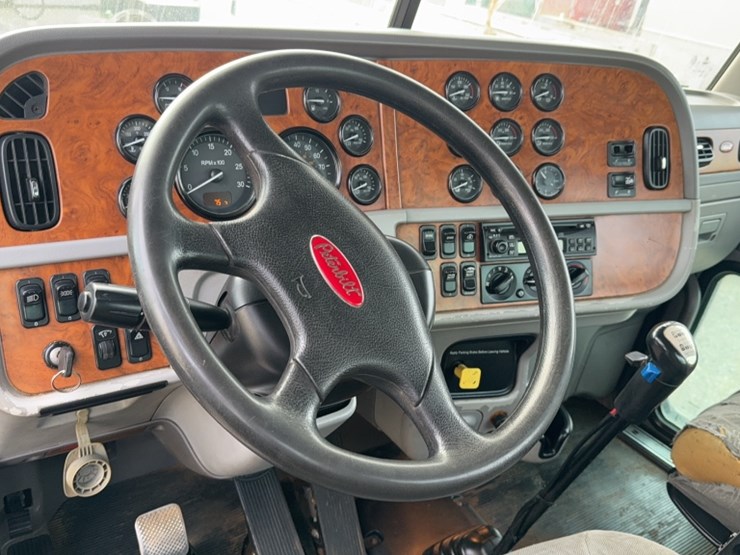 2007-peterbilt-357-image-20
