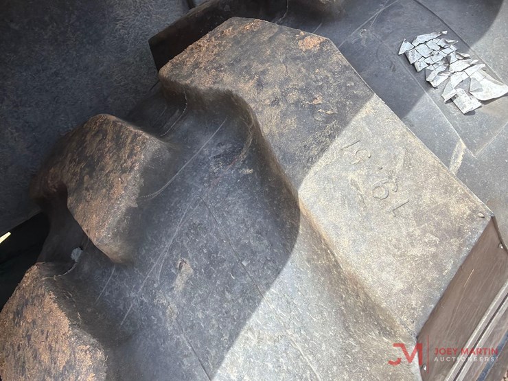 2019-case-586h-image-15