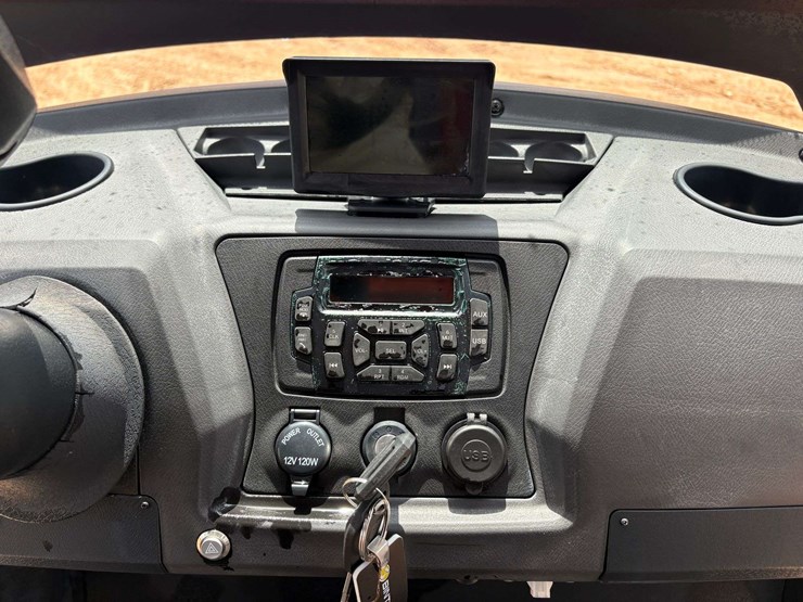 2023-bintelli-electric-golf-cart-w/-on-board-charger-image-14