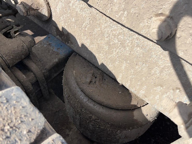 2004-kenworth-w900-image-17