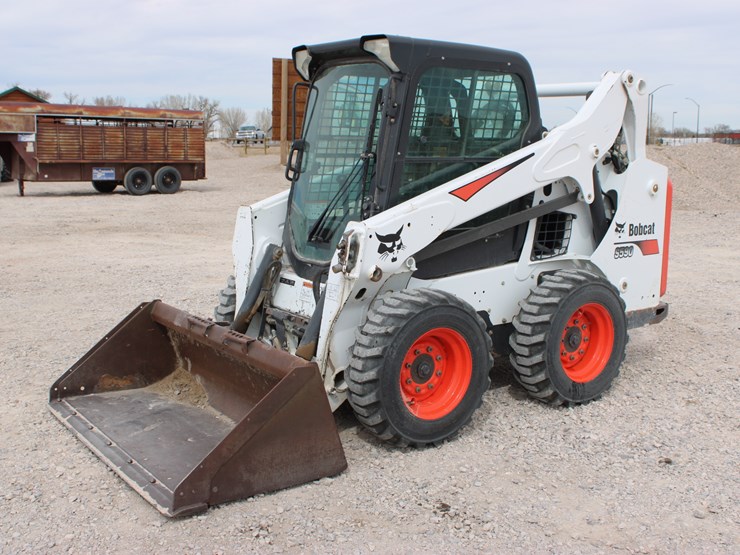 2017-bobcat-s590-image-12