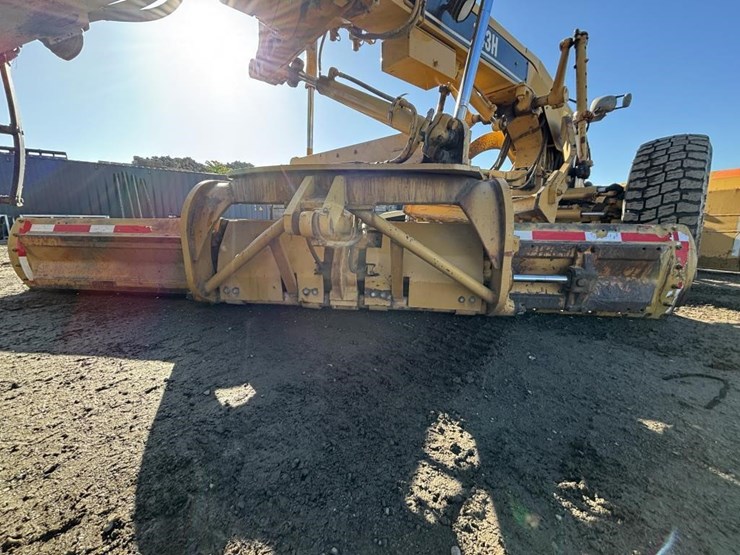 caterpillar-143h-image-27